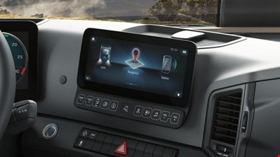 Radyo ve bilgi-eğlence sistemi.