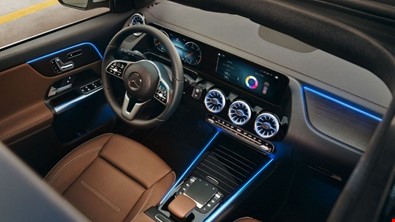 Geniş ekranlı ön konsol