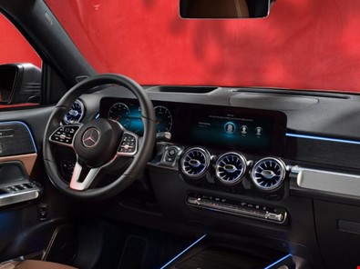 Geniş ekranlı ön konsol