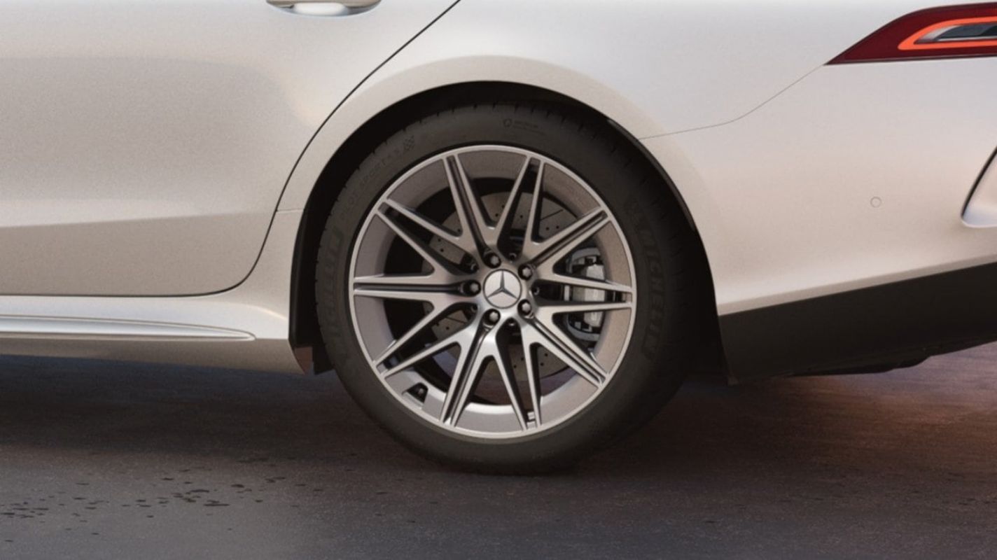 10 çift kollu tasarıma sahip 20