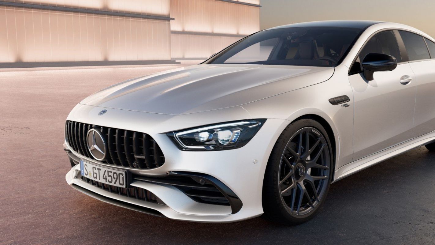 AMG'ye özgü ön kısım