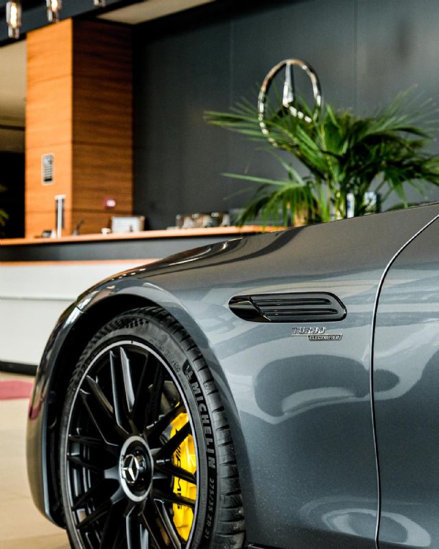 Lüksün ve şıklığın adresi: Mercedes-Benz.