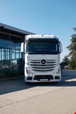 Mercedes-Benz Actros 1848