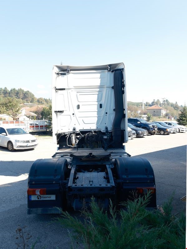 Mercedes-Benz Actros 1848