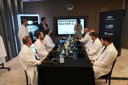 Mercedes-Benz AMG’nin performans dünyası ile IWC Schaffhausen’ın zamansız saatçilik estetiği, Uğur Saat ev sahipliğinde Maidan’da gerçekleşen özel bir deneyimde bir araya geldi.